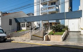 EVAs - Apartamentos charmosos com vista mar em Floripa
